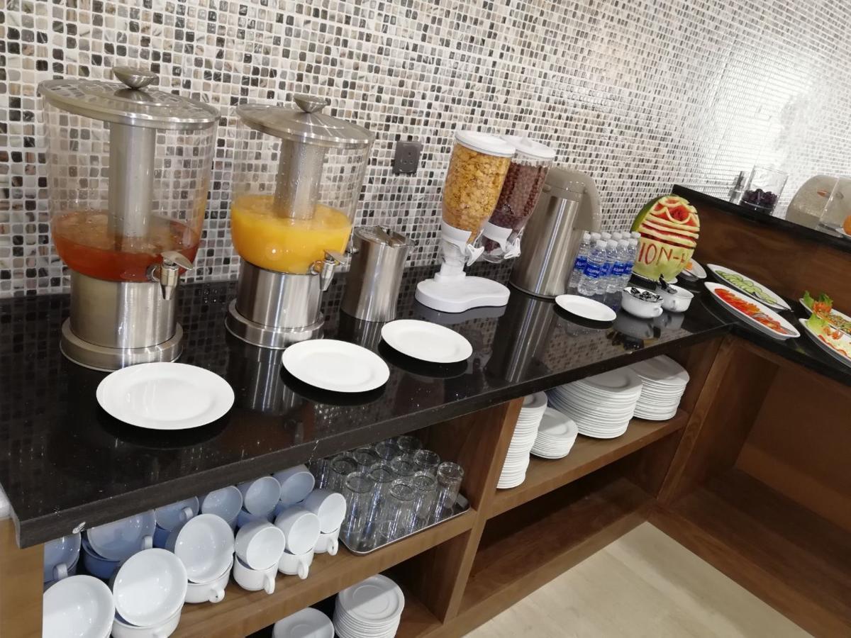 Ion Hotel Эль-Хубар Экстерьер фото